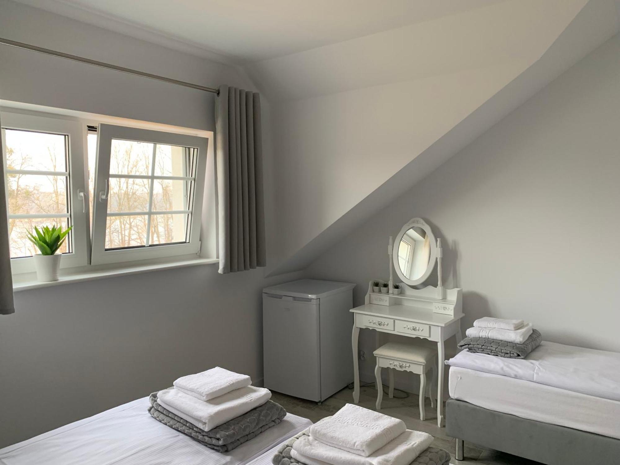 Апартаменты Maly Port-Ilawa - Jezioro - Plaza - Marina Priv - 5 Pokoi Vip - Czysto Na 10 Экстерьер фото